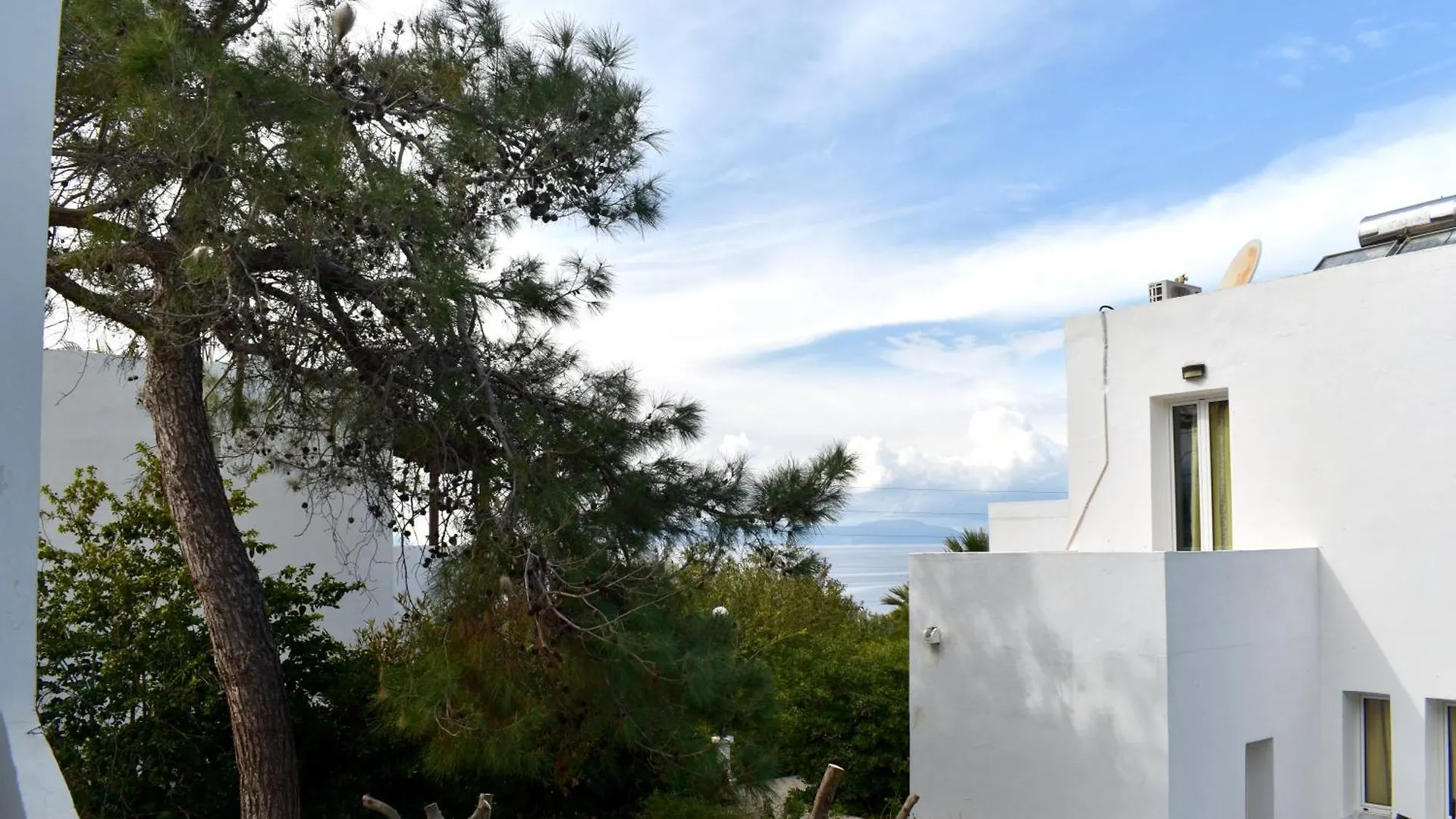 Aparthotel Tersanas Village Apartments